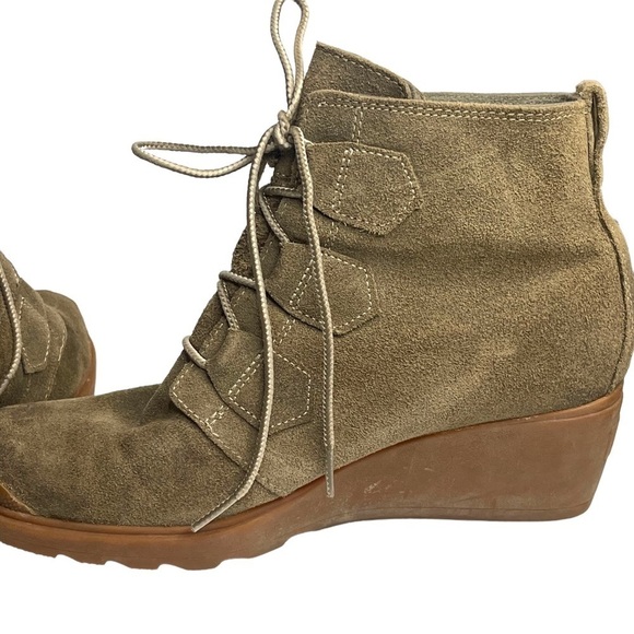 Sorel Toronto Lace-up Suede Olive Green Wedge Boots Size 10 - Picture 3 of 7